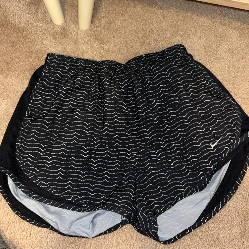 Medium Nike shorts!